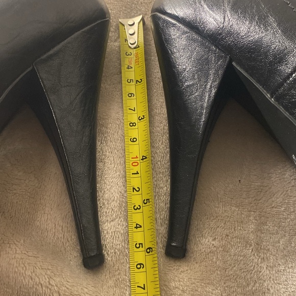 Z London Peep Toe Pump NWT - Size 10 - Picture 9 of 9